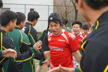 VS  法政大学